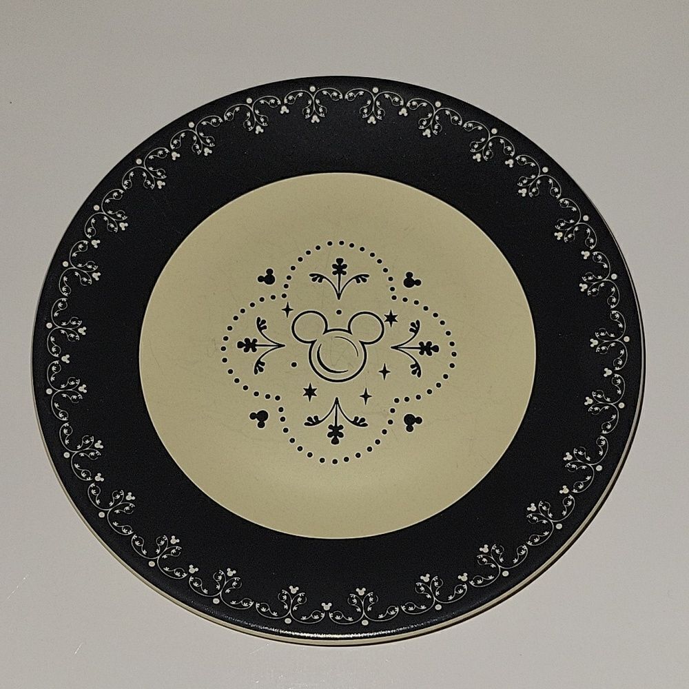 Disney Parks Authentic Original Dining Collection Homestead 7in Appetizer Plate